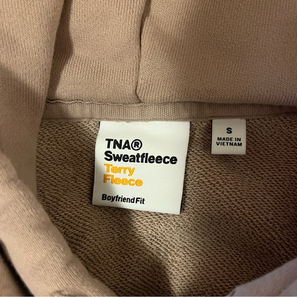 Aritzia hoodie - Picture 2 of 3